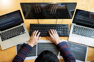 从简笔画到复杂系统 台式电脑与计算机技术开发的演进之路